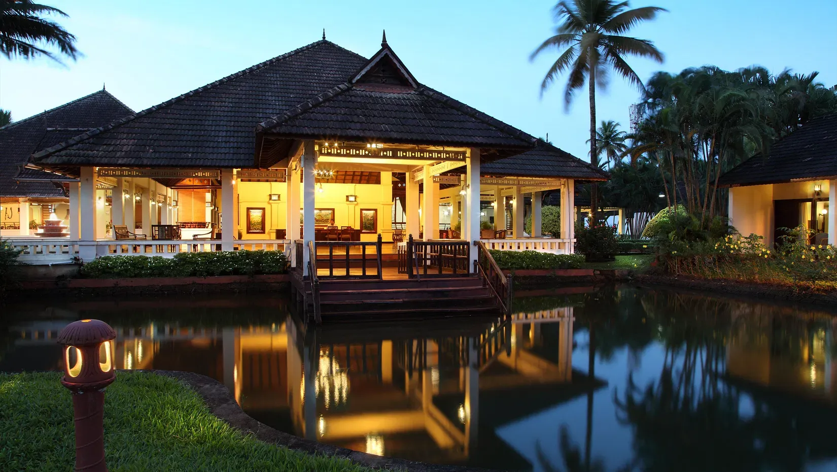 Abad Whispering Palms Kumarakom